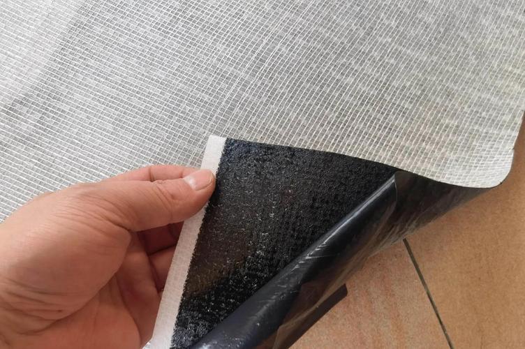 自粘玻纤布,防裂新秘籍!